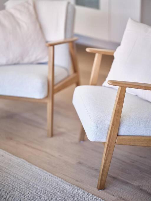 Hugo By The Harbor, Light-Filled And Centrally Located Apartment - Free Parking Ostend Luaran gambar