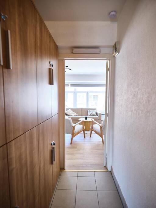 Hugo By The Harbor, Light-Filled And Centrally Located Apartment - Free Parking Ostend Luaran gambar